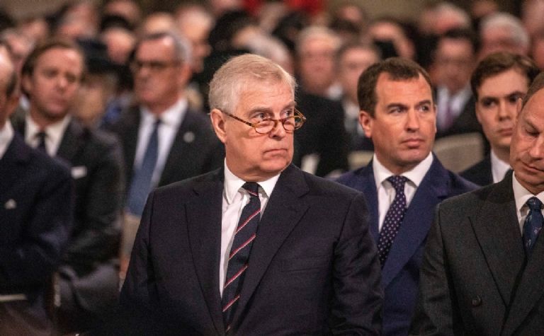 Condiţiile puse de Regele Charles lui Harry. Doar aşa îl va primi înapoi, Meghan Markle nu va fi deloc încântată