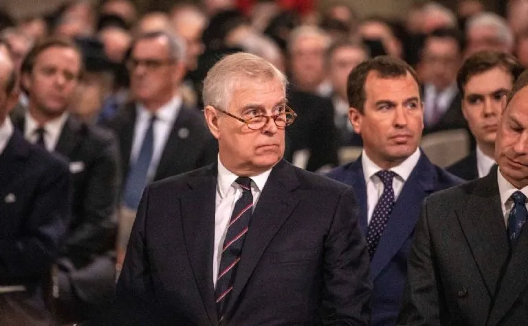 Condiţiile puse de Regele Charles lui Harry. Doar aşa îl va primi înapoi, Meghan Markle nu va fi deloc încântată