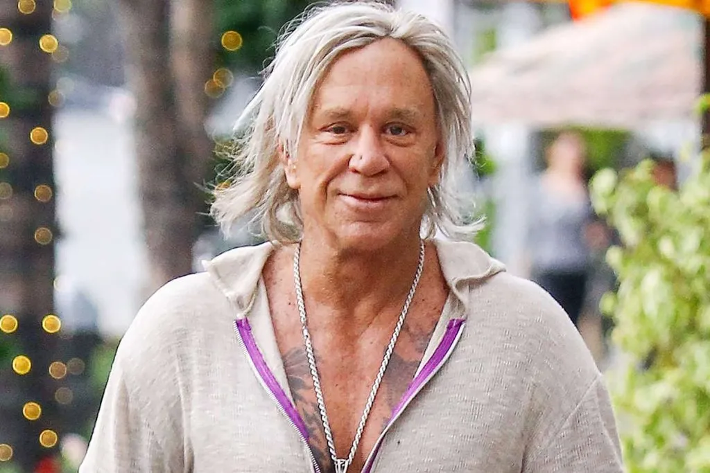Starul Mickey Rourke, impresionat de talentul uriaș al unui român. ”Greu găsești la Hollywood un actor capabil de un asemenea rol”. La cine se referă, de fapt EXCLUSIV