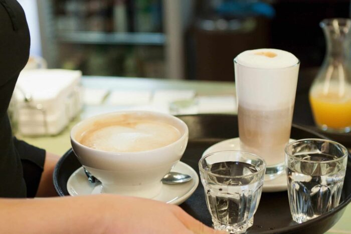 Cate calorii are o cafea cu lapte scaled