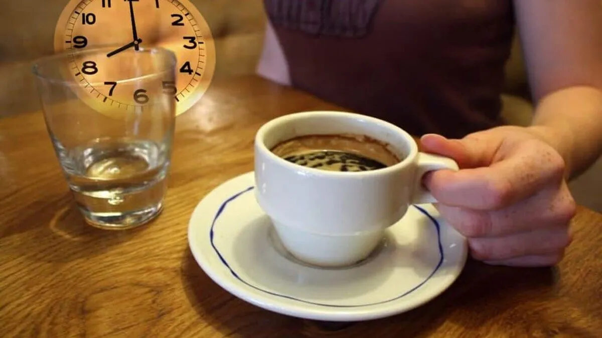 Ce-trebuie-sa-bei-inainte-de-cafea-in-fiecare-dimineata.jpg