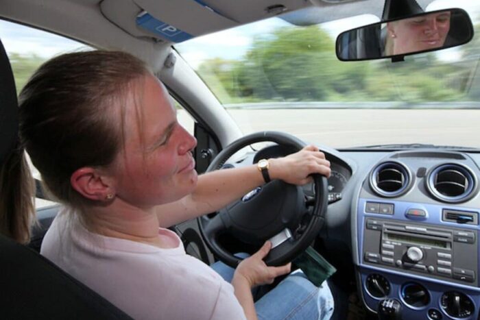 Situatie neobisnuita in Olt Zeci de oameni care primesc indemnizatii