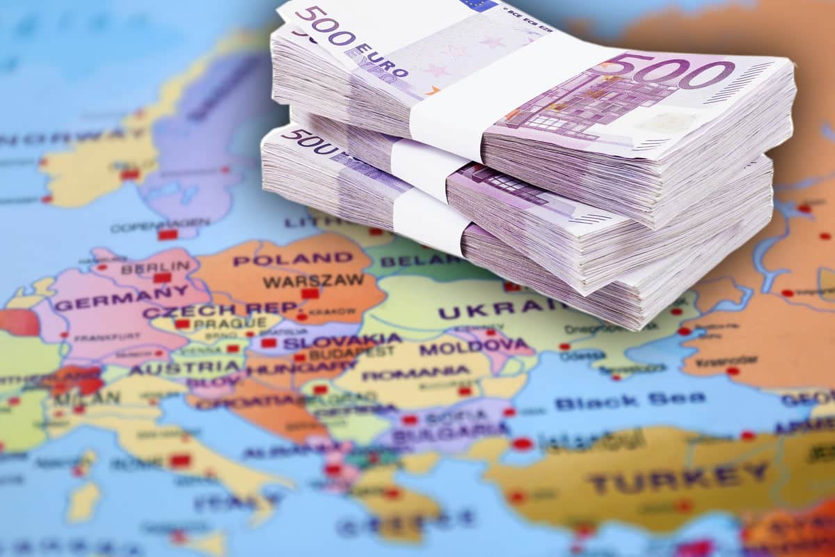 Care sunt ţările din Europa cu salarii de patru ori mai mari decât în România?