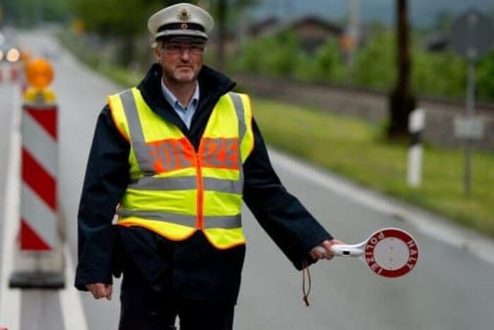 Aproape jumătate din țările Schengen membre UE, pun lacăt spațiului din liberă circulație Aproape jumatate din tarile Schengen membre UE pun lacat spatiului