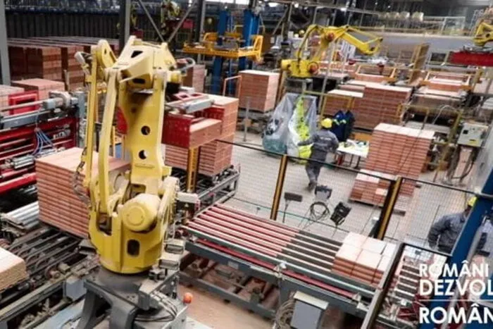 Romania-construita-caramida-cu-caramida.jpg