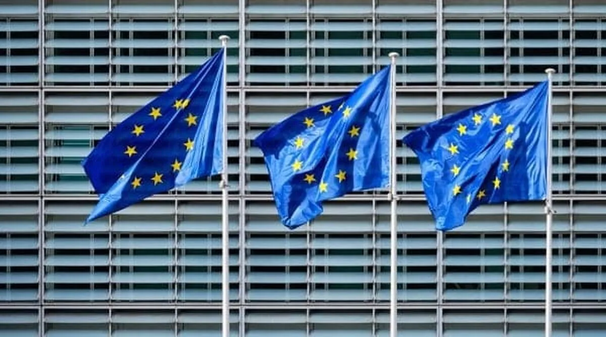 69-dintre-romani-considera-ca-statutul-de-membra-UE-aduce.jpg