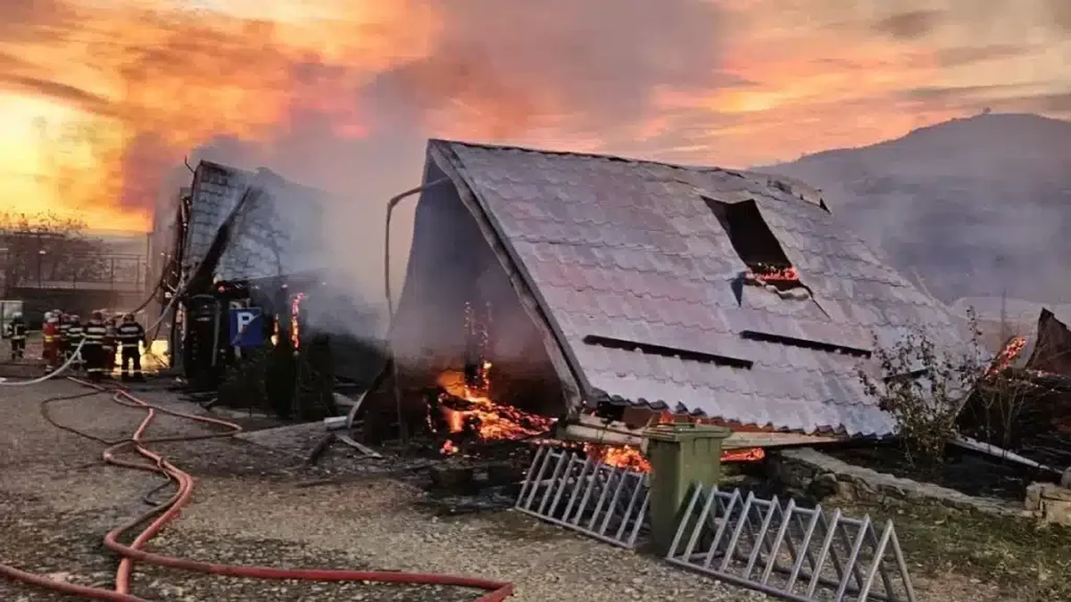 Dezvăluirea făcută de un martor la incendiu: "Pe 25 am stat la masa de Crăciun" Dezvaluirea facuta de un martor la incendiu Ce a auzit. Ce a auzit inainte sa vada flacarile 22Pe 25 am stat la.webp