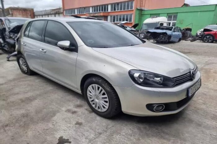 Dezmembrări Auto Roman VW: Soluția Ideală pentru Piesele Volkswagen ezgif.com webp to jpg converted2