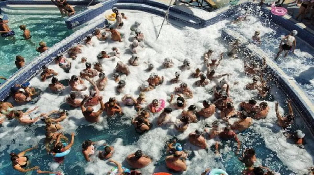 o-vacanta-cu-ape-termale.jpg
