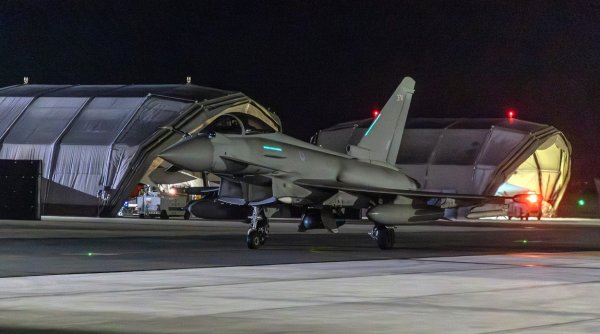 1705046050 793 SUA si Marea Britanie ajutate de aliati i au lovit pe