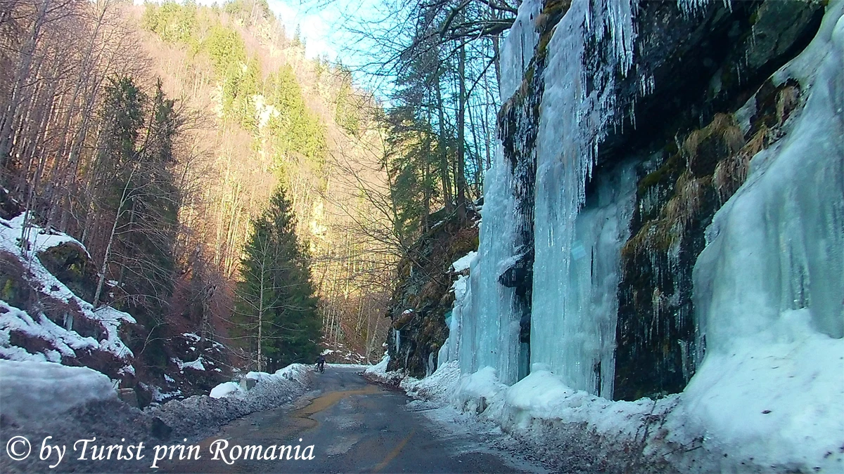 Există un loc unic din România, unde se întâmplă o adevărată minune iarna
