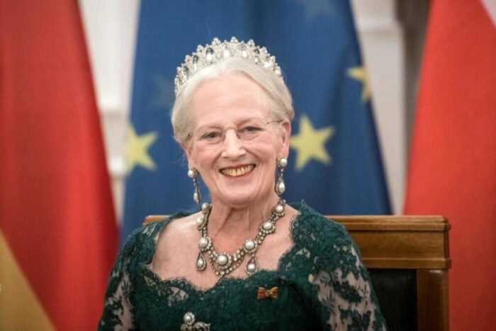 Care este motivul pentru care Regina Danemarcei, Margareta a II-a, a abdicat? Motivul pentru care Regina Danemarcei a abdicat Scandalul care ar. Scandalul care ar fi stat in spatele deciziei neast
