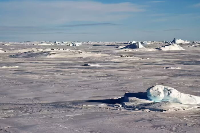 Care este cel mai mare desert din lume Nu este. Nu este vorba despre Sahara e abia al treilea in top de fapt