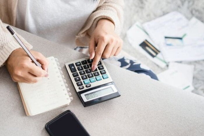 Cu cat ar ramane in mana romanii dupa cresterea salariului