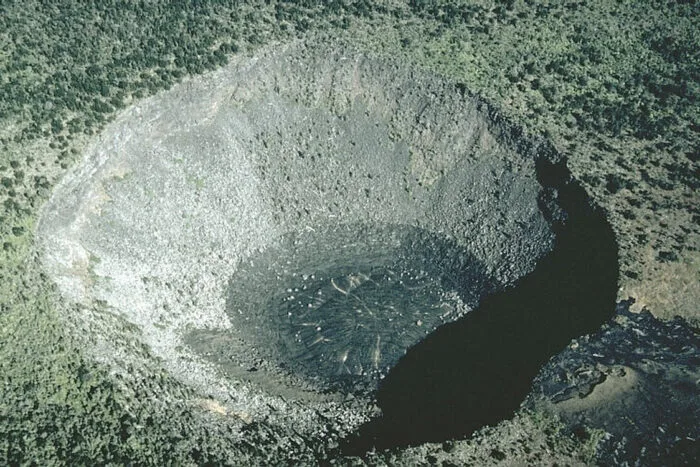 Judetul-in-care-se-afla-cel-mai-mare-crater-din.j.jpeg