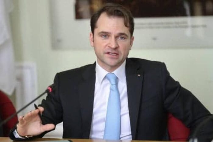 Nicusor Dan refuza aprobarea fuziunii dintre ELCEN si Termoenergetica Nu