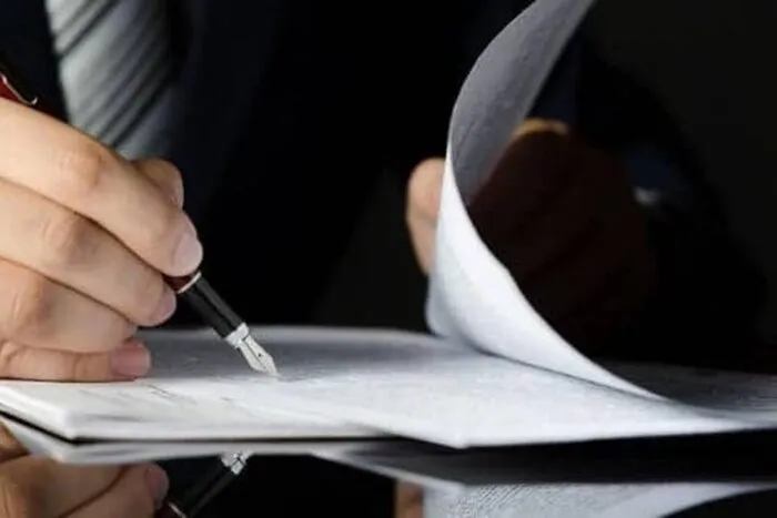 Taxe-notariale-2024-Cat-trebuie-sa-plateasca-romanii-pentru-serviciile.jpg