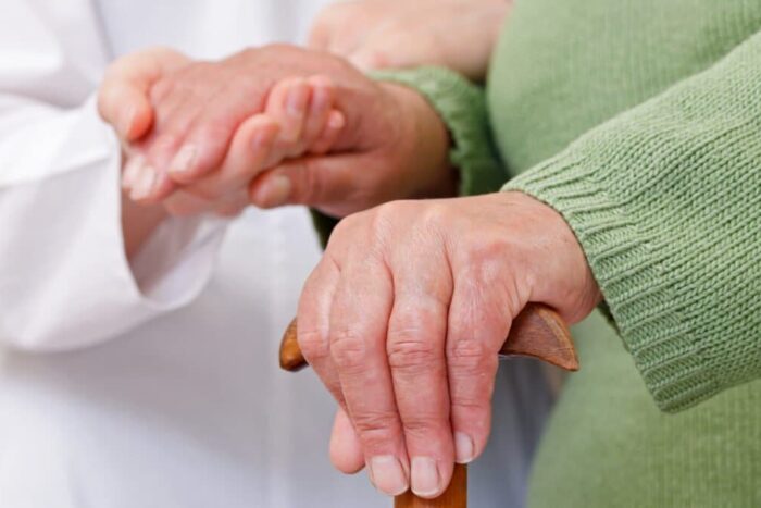 batrani pensionari centre sociale azil1 e1706564387993 1200x676