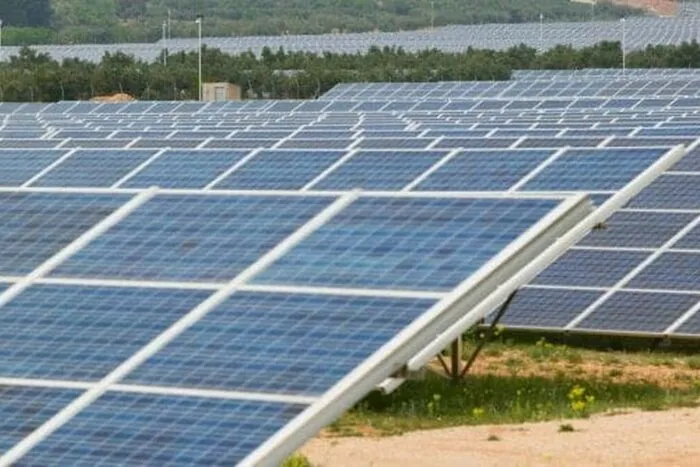 Romania-face-trecerea-spre-energia-verde-in-ritm-alert.jpg