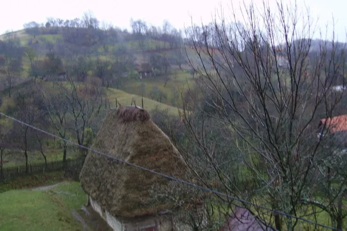 Strautii-de-Jos.jpg