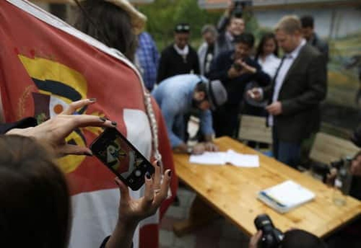 Există o ţară în Europa care nu are niciun locuitor, are steag și ambasade în 50 de state, dar nu o recunoaște nimeni