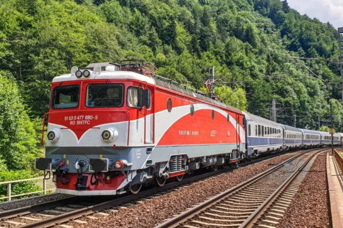 linie-feroviara-romania-redeschidere-cfr-892373.jpg