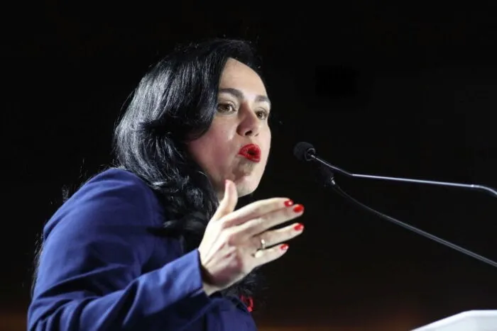 simona-bucura-oprescu-depunere-pensionari-acte-recalculare-pensii-893657.jpg
