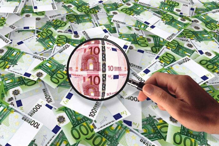 Care-sunt-cele-mai-mari-salarii-din-Europa.-Pe-ce-loc-se-afla-Romania-in-clasament.jpg