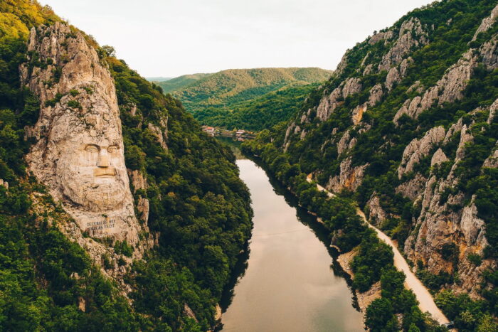 Top 7 locuri din Oltenia pe care trebuie sa le vizitezi 1