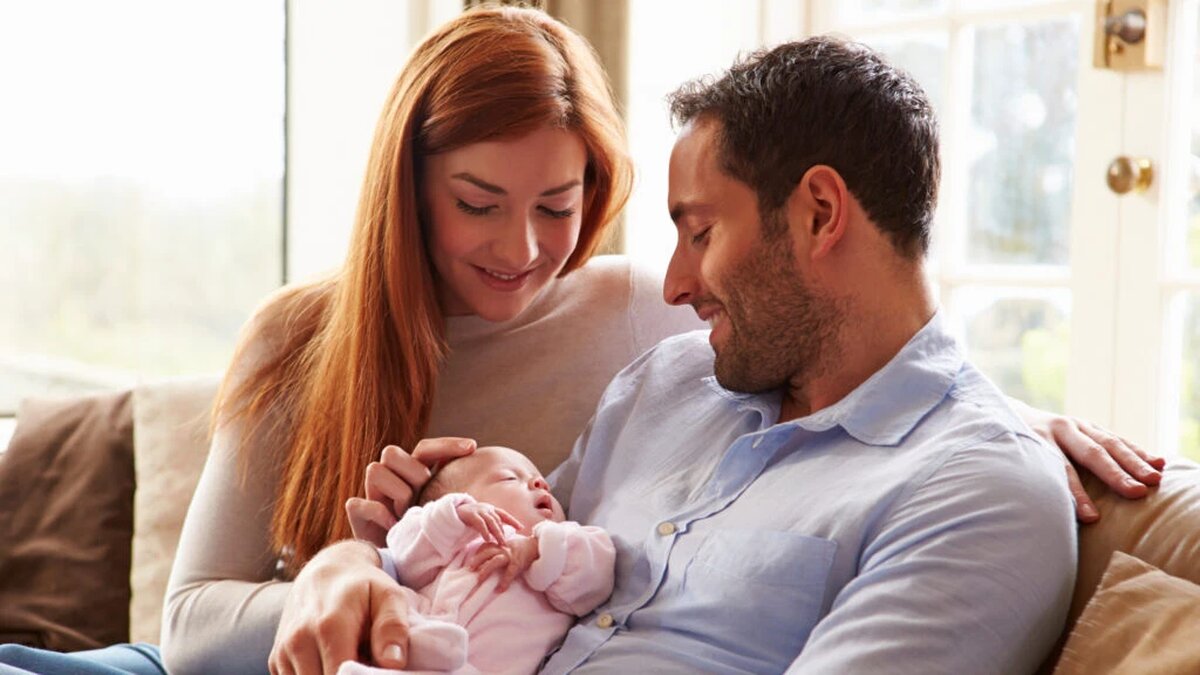 familie bebelus e1695154244782