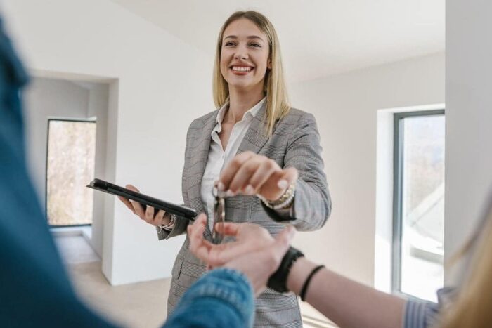 la ce trebuie sa fim atenti cand cumparam apartament ionut negoita 896614