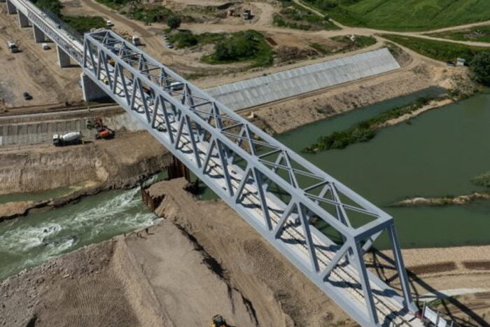 Noul pod feroviar de la Grădiștea va fi deschis circulației pe 1 iunie 2024, a informat CFR Infrastructură gradistea1 561x420