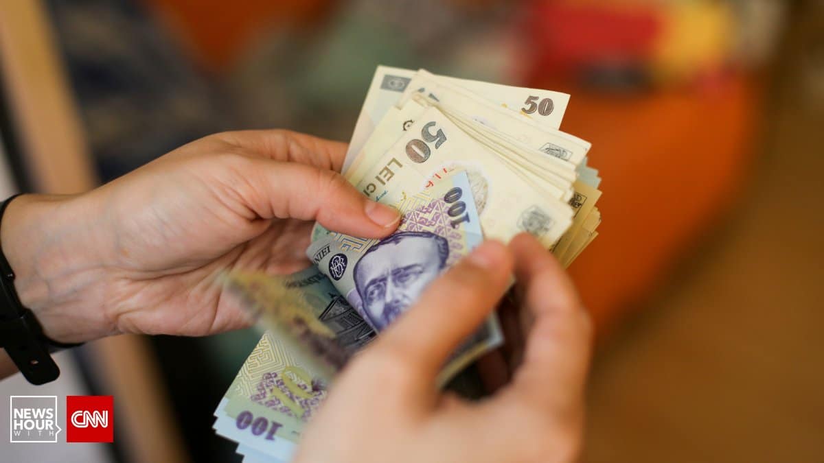 Adrian Negrescu: ”Guvernul trebuie să decidă dacă mai prelungește sau nu facilitatea de 200 de lei la salariul minim”