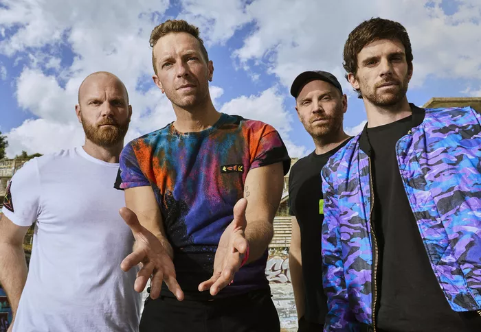 Incident la concertul Coldplay. Spectatorii, la un pas de pericol. Scările pe care părăseau Arena Nationala au început să se clatine