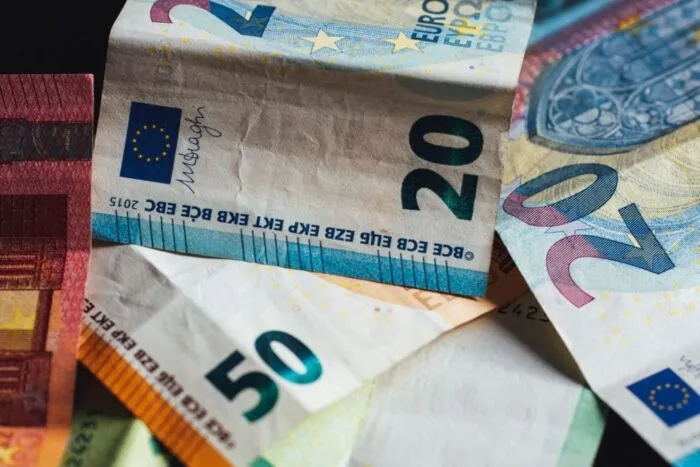 Afacerea-cu-care-o-familie-a-dat-lovitura.-Produce-anual-peste-jumatate-de-milion-de-euro-fara-niciun-angajat.jpg