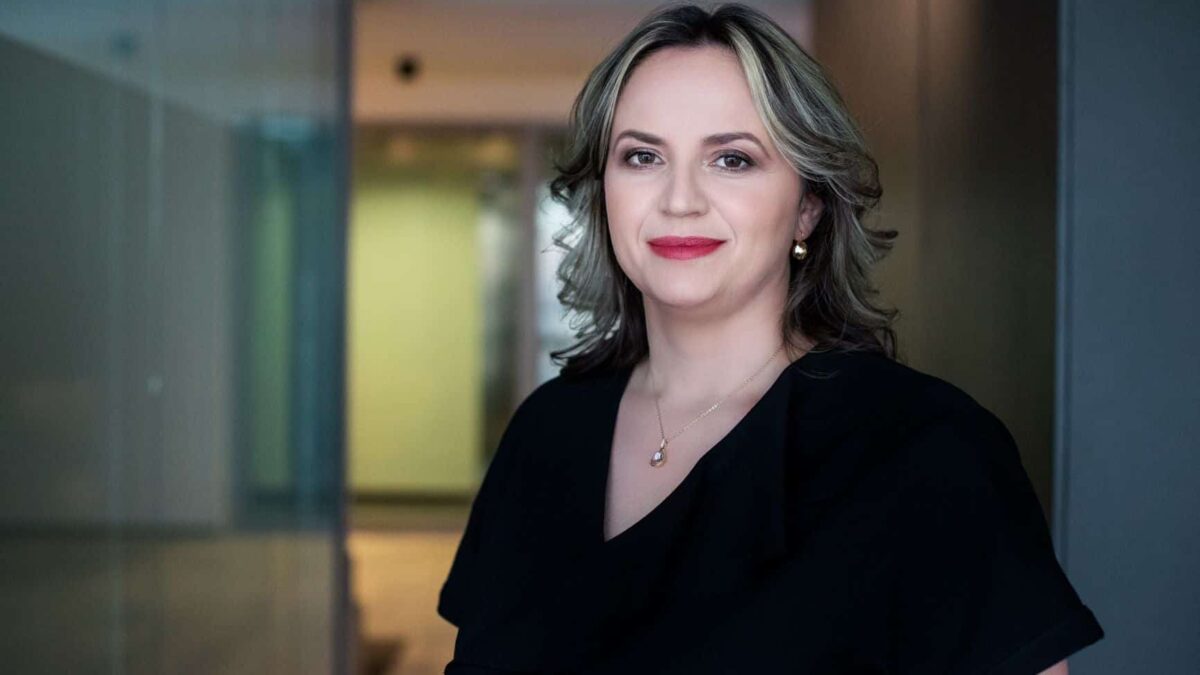 Claudia Sofianu EY Romania