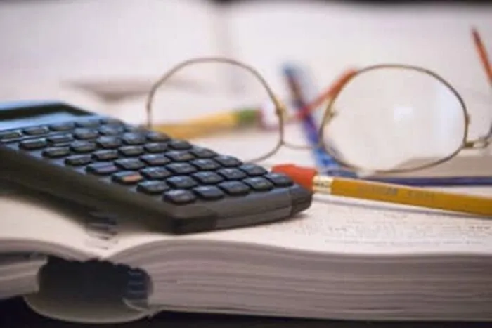 calcul-bani-taxe-567876543.jpg