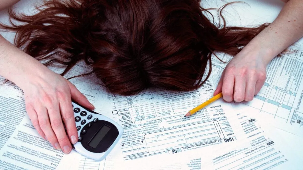 faliment-calcul-taxe-impozite-bani-3456787654.jpg