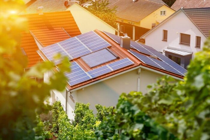 panouri fotovoltaice 43645675