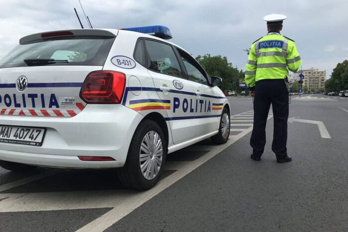 Un minor a produs un accident mortal în parcarea Parcului Pantelimon, a fugit de la fața locului, dar a fost prins de poliție Cine e soferul care a produs un accident mortal in parcarea Parcului Pantelimon. E minor a fugit de la fata locului dar a fost prins de politie