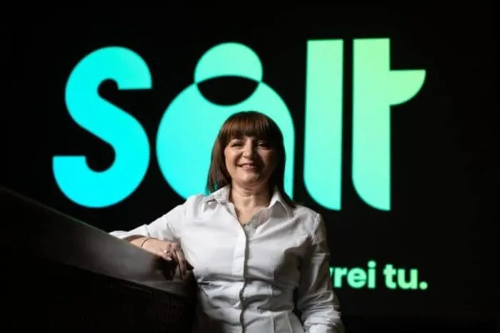 Gabriela_Nistor_Salt_Bank-630x420.jpg