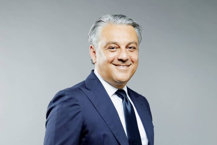Care este estimarea şefului grupului Renault, Luca de Meo, despre viitorul maşinilor electrice Luca de Meo Renault Group Opinie 4