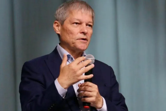 dacian-ciolos-se-retrage-din-politica-de-partid-913058.jpg