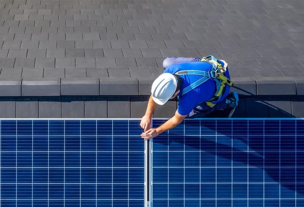 Cât de vulnerabile sunt sistemele fotovoltaice la atacuri cibernetice?