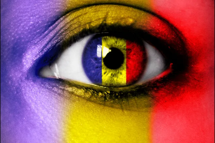 romania-ochi-tricolor.png