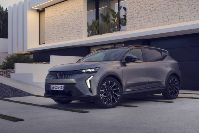Care este prețul bateriilor pentru mașinile hibride și electrice comercializate de Renault Group? Renault Scenic E Tech electric