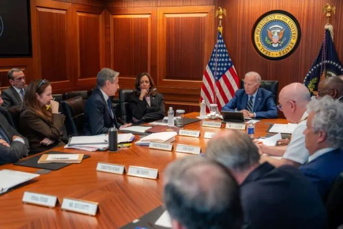 ce-informatii-a-primit-biden-in-situation-room-despre-atacul-iranului-asupra-israelului-vor-fi-doua-valuri-de-lovituri-916112.jpeg