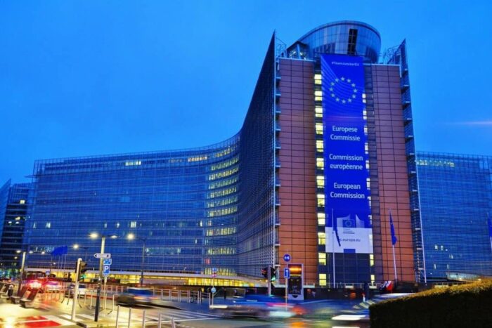 comisia europeana e1611858218641