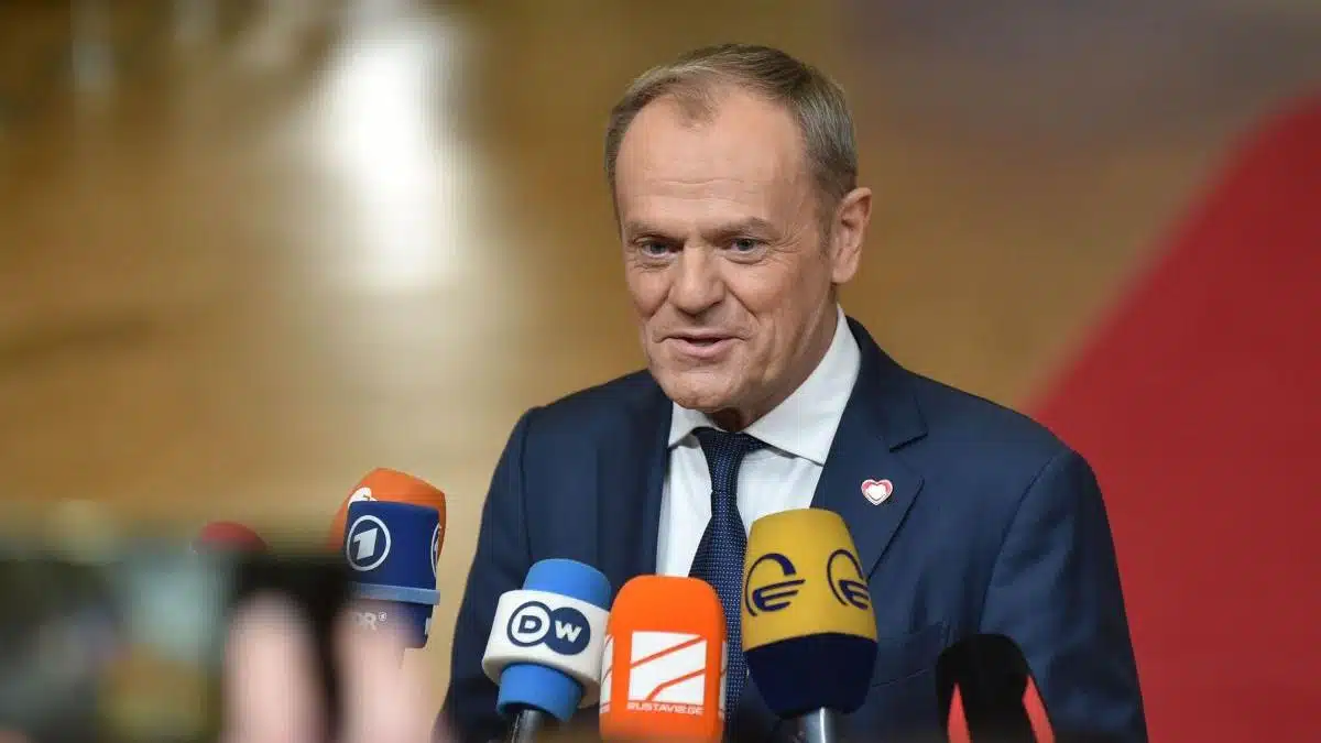 Donald Tusk: Sfatul NATO, după ce o dronă rusă a intrat în spațiul aerian polonez, a fost să dea dovadă de reţinere