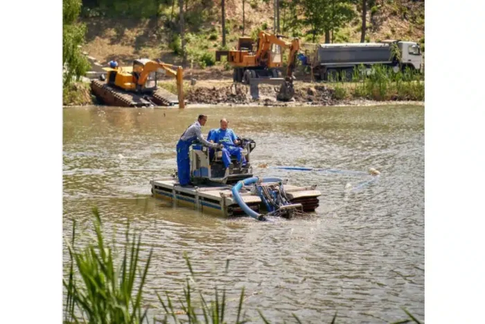 Cât de importantă este decolmatarea unui lac pentru protejarea ecosistemelor acvatice şi tereste? importanta decolmatarii lacurilor pentru protejarea ecosistemelor acvatice 920298